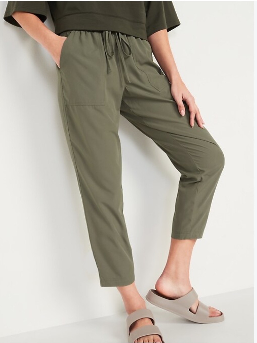 OLD NAVY StretchTech Straight Leg Pants Olive Green Large Lightweight Athleisure